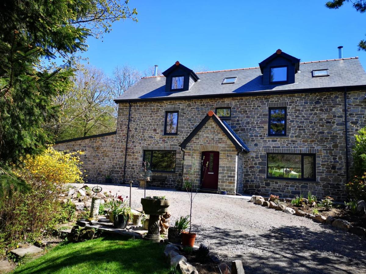 Hotel Little London Bed & Breakfast And Glamping Pod Abercraf Exteriér fotografie