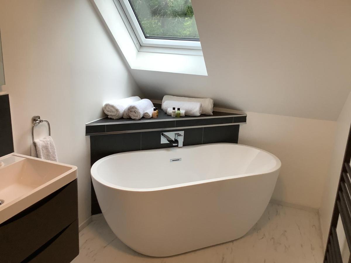Hotel Little London Bed & Breakfast And Glamping Pod Abercraf Exteriér fotografie