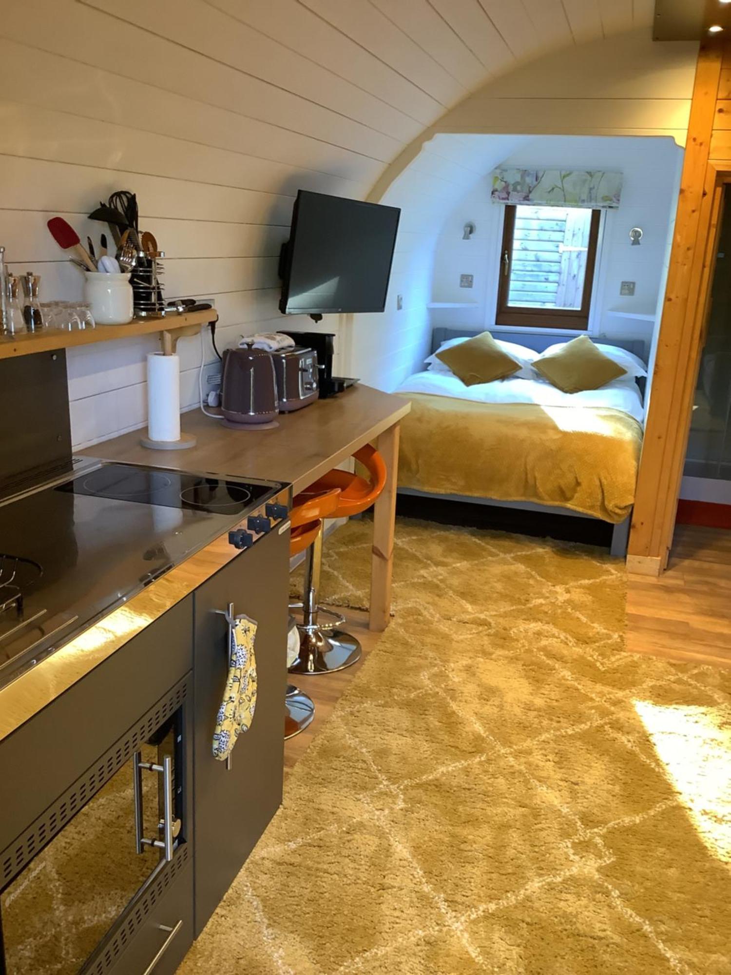 Hotel Little London Bed & Breakfast And Glamping Pod Abercraf Exteriér fotografie