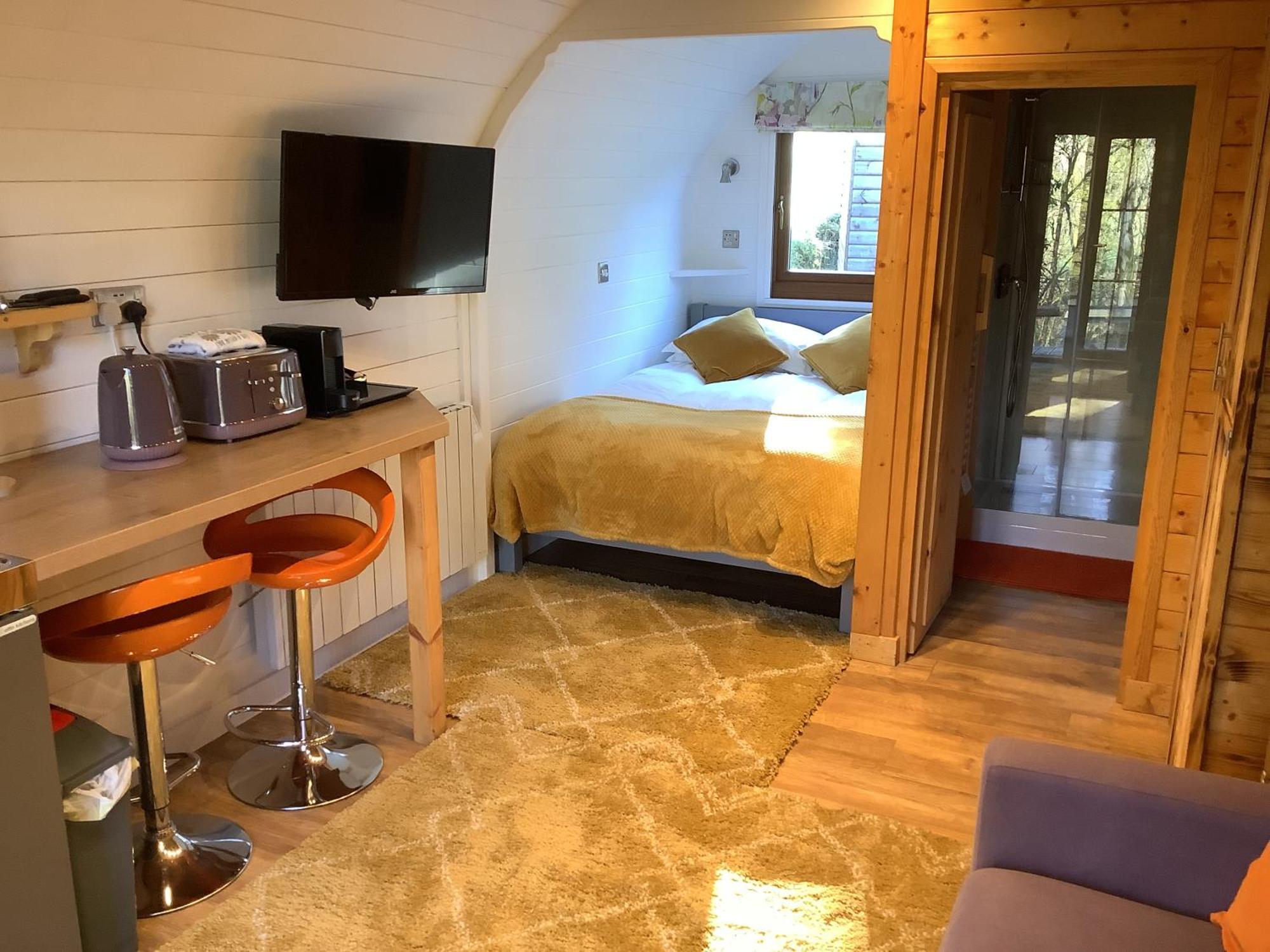 Hotel Little London Bed & Breakfast And Glamping Pod Abercraf Exteriér fotografie